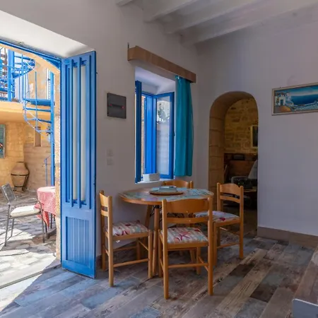 Finieli's Rustico Nyaraló Malónasz